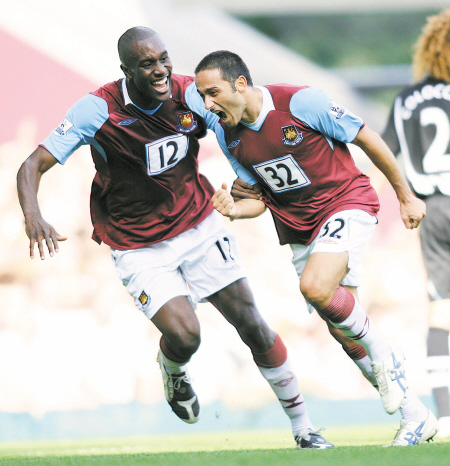 育赛事的创 育赛事的创