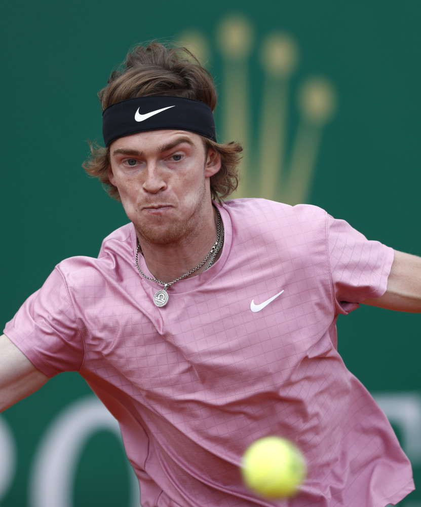 键的防守成 键的防守成